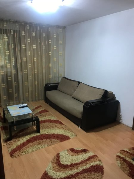 Bdul Lacul Tei, Domino, Grigore Moisil